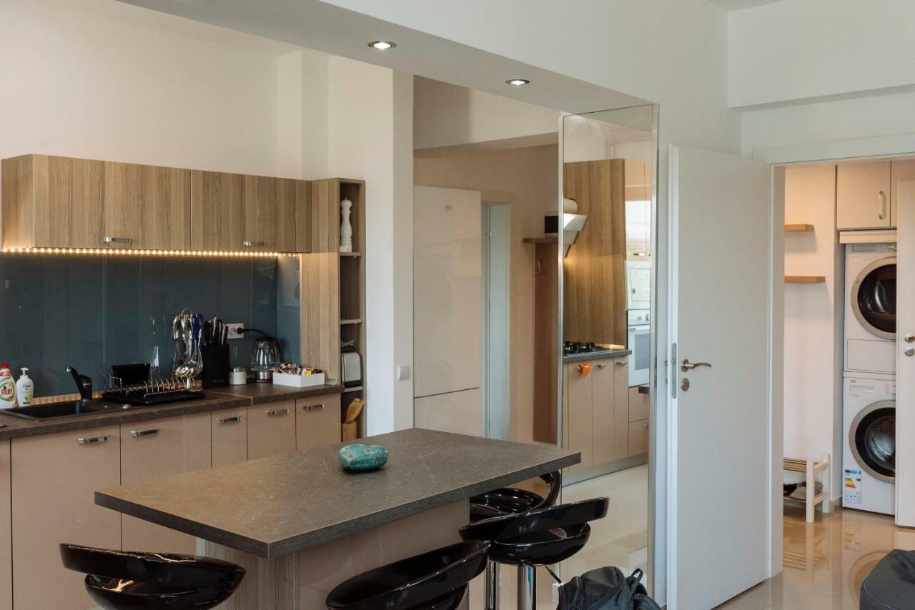 Luxury Flat 9 Near Metro Apartment Букурещ Екстериор снимка