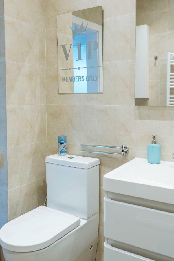 Luxury Flat 9 Near Metro Apartment Букурещ Екстериор снимка